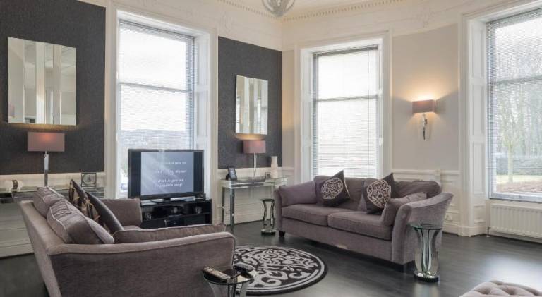 Lovely rental apartment with yard | Pets allowed — photo 2