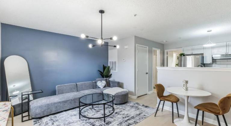 Apartment with pool | Suitable for remote work — photo 3