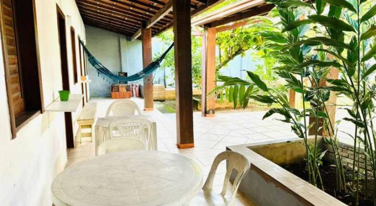 Vacation home with pool | Beach nearby | Pets are welcome — photo 2