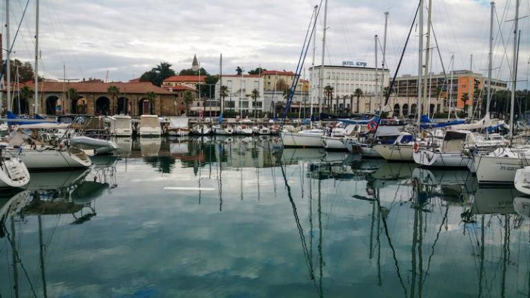 Hostel  Koper