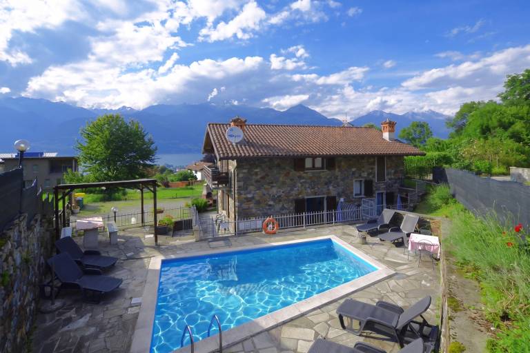 Ferienhaus Colico Piano