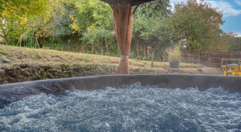 Vacation home with jacuzzi in Oxford