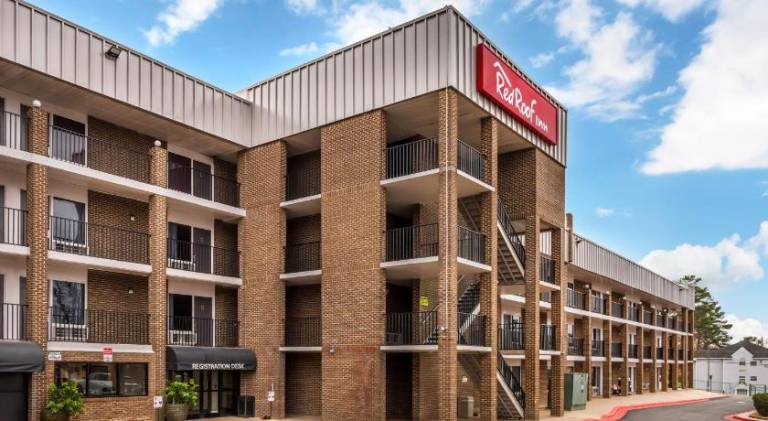 Red Roof Inn Raleigh Northeast - Downtown — photo 5