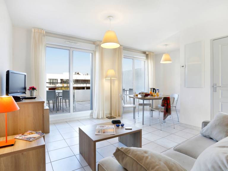Lovely apartment with heated pool, terrace & sauna | Pet-friendly — photo 3