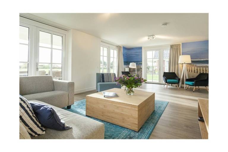 Fully equipped pleasant vacation home with yard | Pets allowed — photo 2