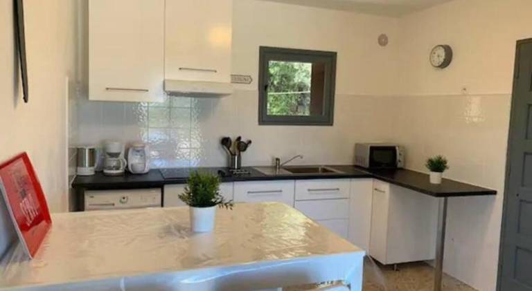 Holiday apartment with 1 room for 4 persons — photo 4
