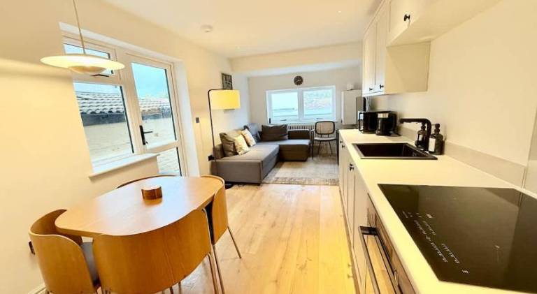 Holiday apartment with 2 rooms for 6 persons in Saint-Paul