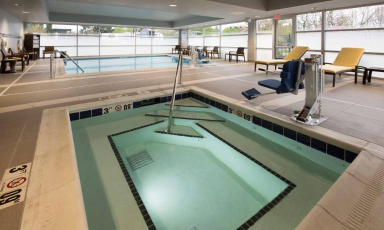Hampton Inn & Suites Seattle/Redmond — photo 3