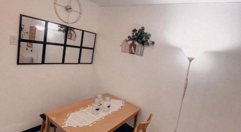 Cozy Themed 2BR TownHouse - near Clark Airport - TRP1 — photo 3