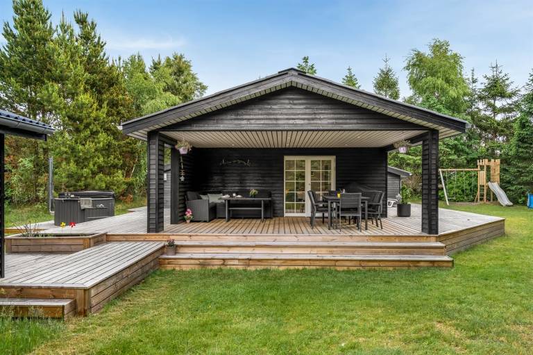 Ferienhaus in Hou, Hals f&uuml;r max. 6 Personen