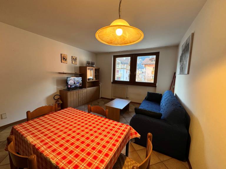 Apartment with 2 rooms for 6 persons — photo 3
