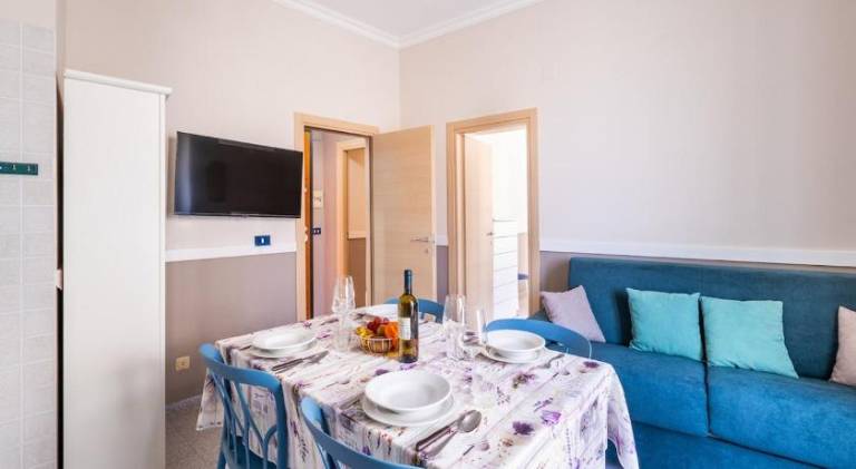 Holiday apartment with 2 rooms for 7 persons — photo 5
