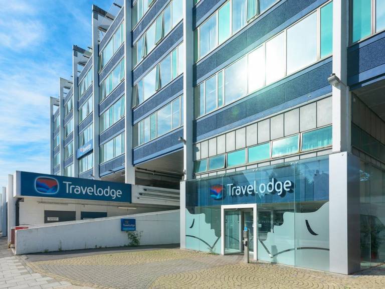 Travelodge London Teddington in Kingston Upon Thames
