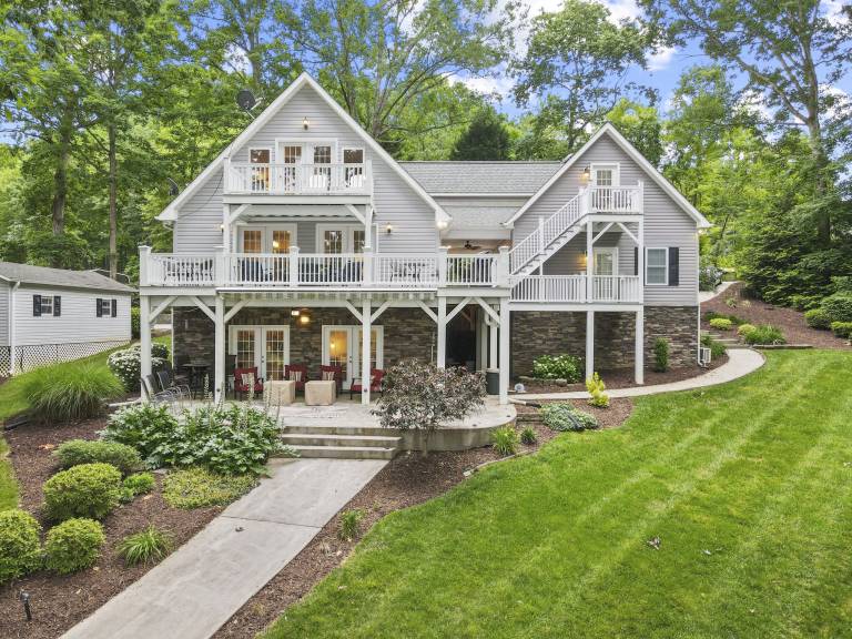 House  Mooresville