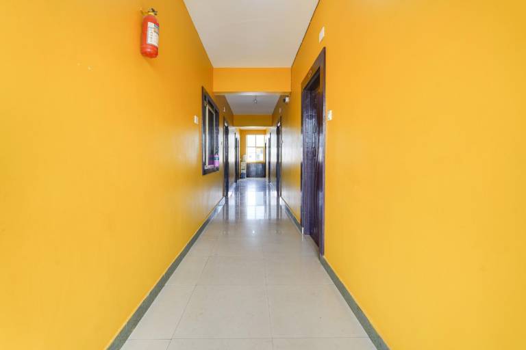OYO Flagship Vasudha Rooms