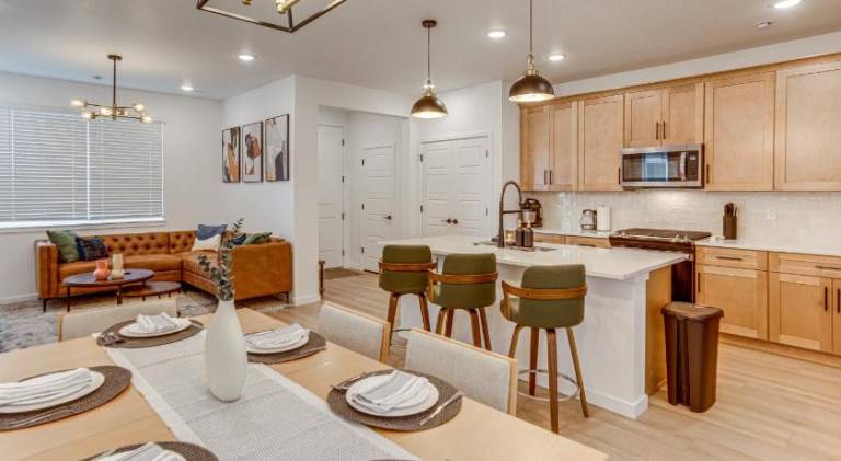 192 m&sup2; Ferienhaus