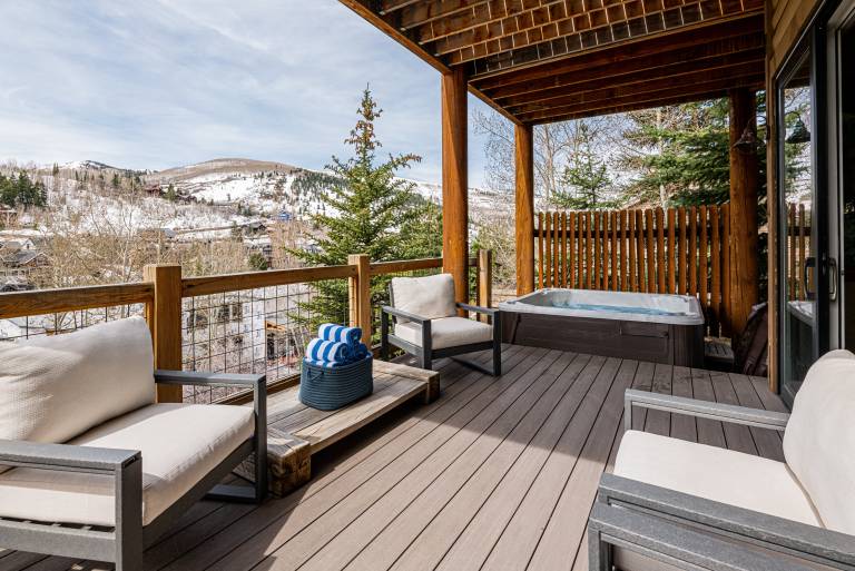 Children-friendly pleasant house with barbeque & hot tub | Mountain view | Pet-friendly — photo 4