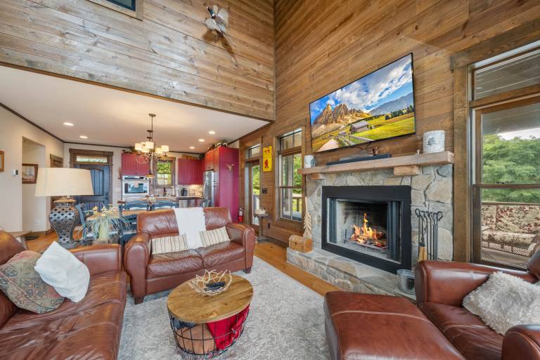 Children-friendly ample vacation home with jacuzzi & BBQ | Mountain view | Pets allowed — photo 5
