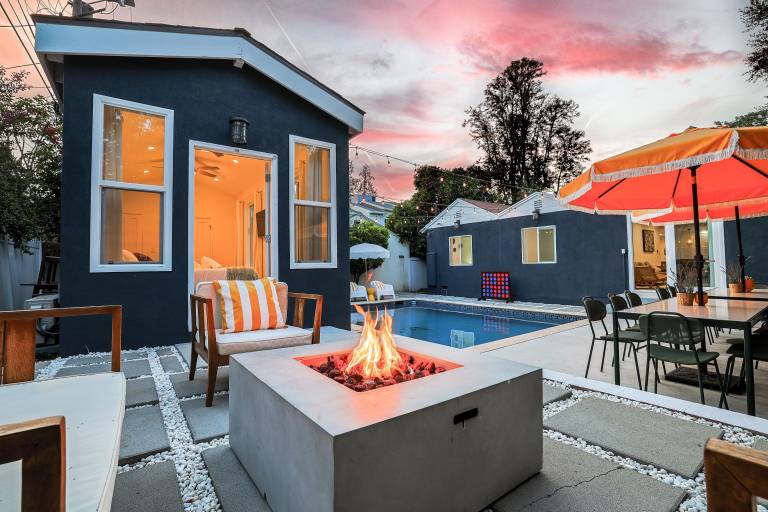 House  Encino