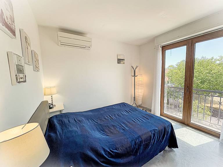 Holiday apartment with terrace — photo 4