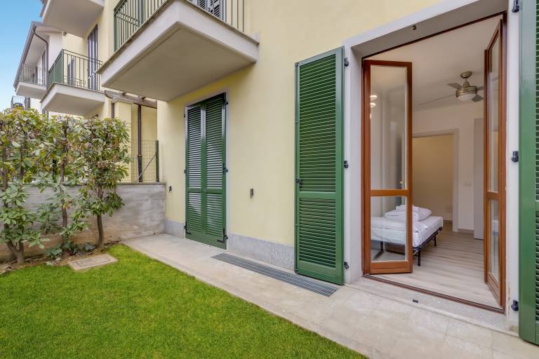 Child-friendly nice apartment with terrace, barbecue & garden | Mountain view | Next to the beach | Pets allowed — photo 2