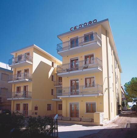 Serviced apartment with 2 rooms for 6 persons in Jesolo