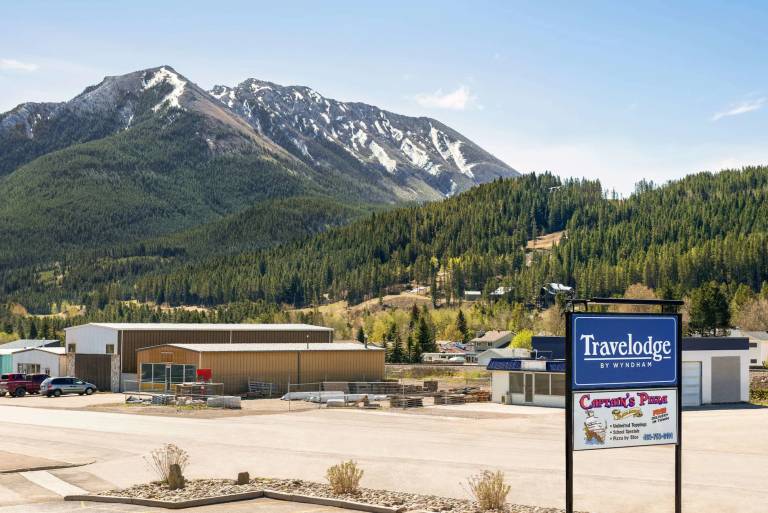 Motel  Blairmore