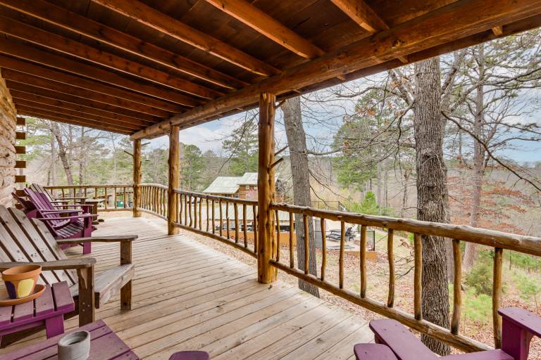 3 Mi to Dtwn! Nature-Filled Eureka Springs Cabin in Eureka Springs, AR