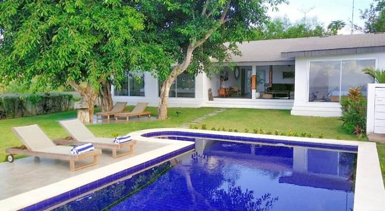 Villa with pool in Penida Island