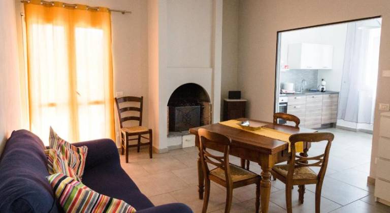 Apartment with 2 rooms for 5 persons — photo 2