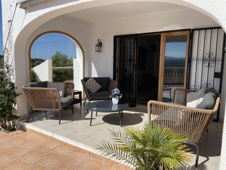 Villa with private pool, terrace & barbeque — photo 4