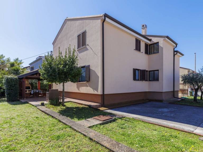 Apartma  Katoro