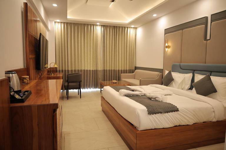 NAMASTE CORBETT RESORT & SPA