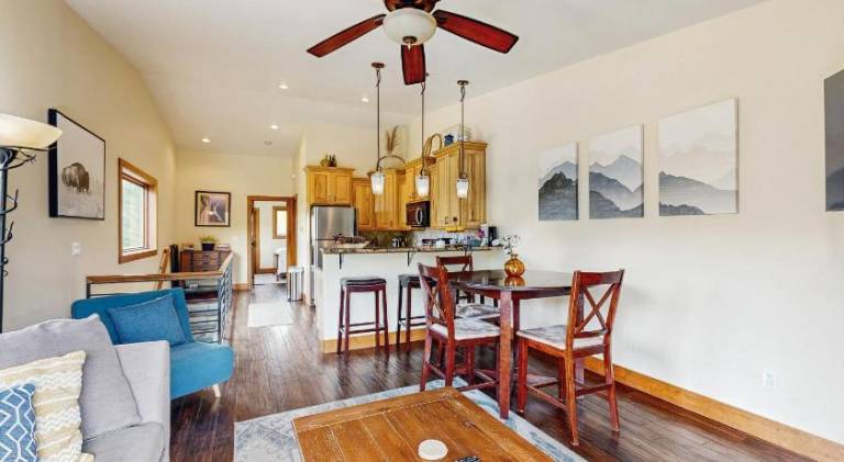Spacious rental apartment | Pet-friendly — photo 3