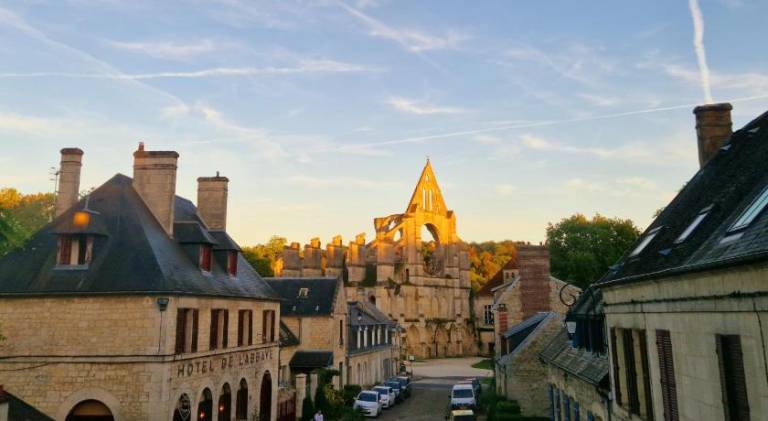 HOTEL DE L'ABBAYE DE LONGPONT in Soissons