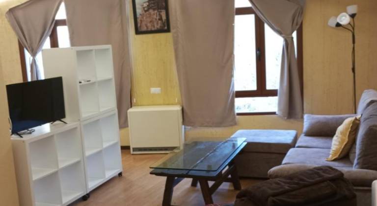 Rental apartment with terrace — photo 2