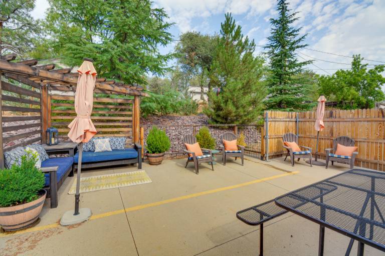 Half-Mi to Dtwn: Updated Home in Prescott! — photo 2