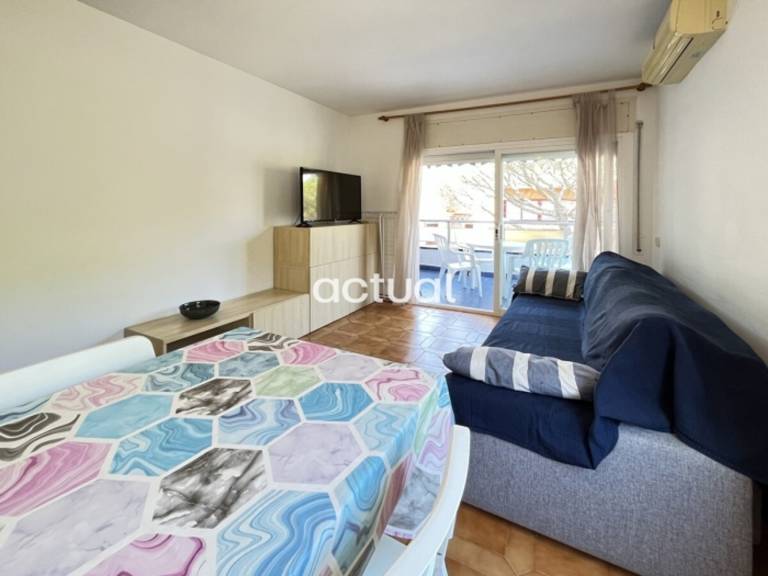 Apartment with 2 rooms for 4 persons in Castell-Platja d'Aro