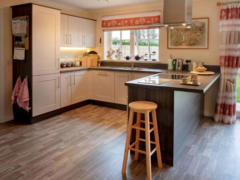 Children-friendly cottage with garden, patio & barbeque | River view | Pet-friendly — photo 5