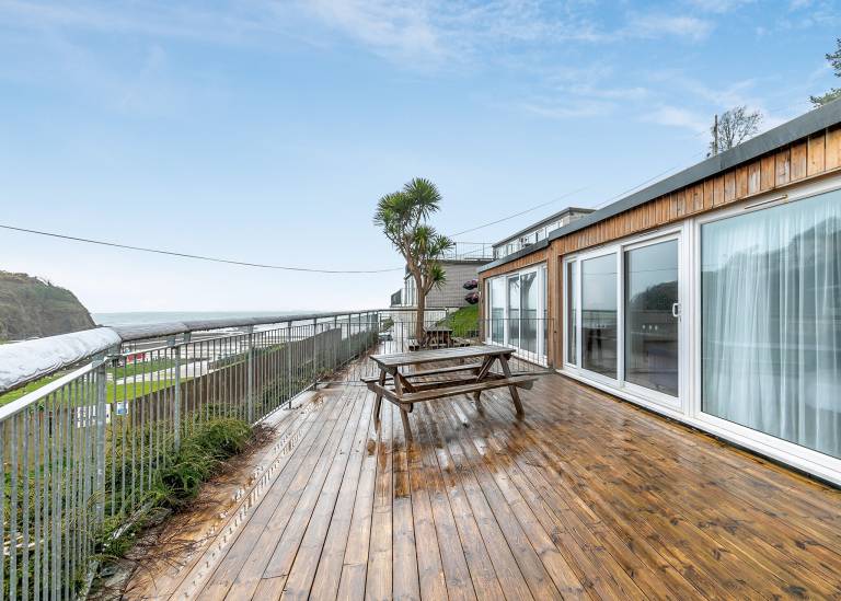 Apartment Looe