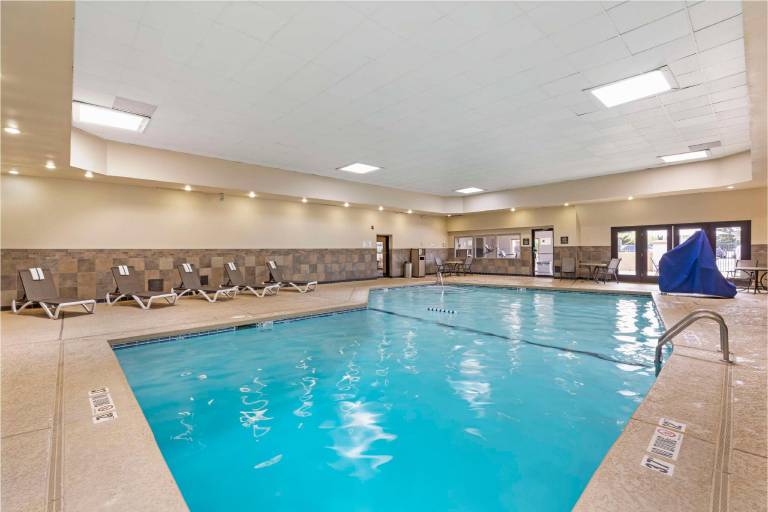Best Western Plus The Charles Hotel — photo 5