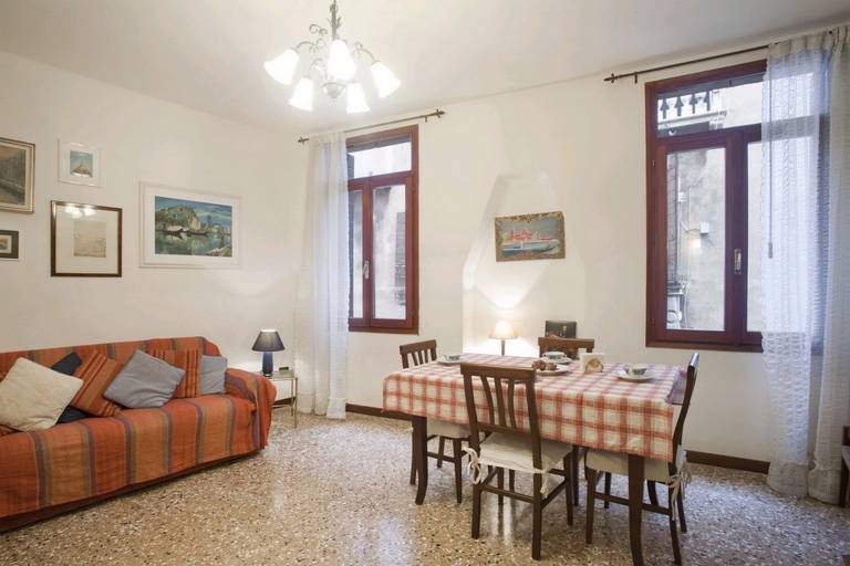 Rental apartment | Next to Rialto Bridge in Venice
