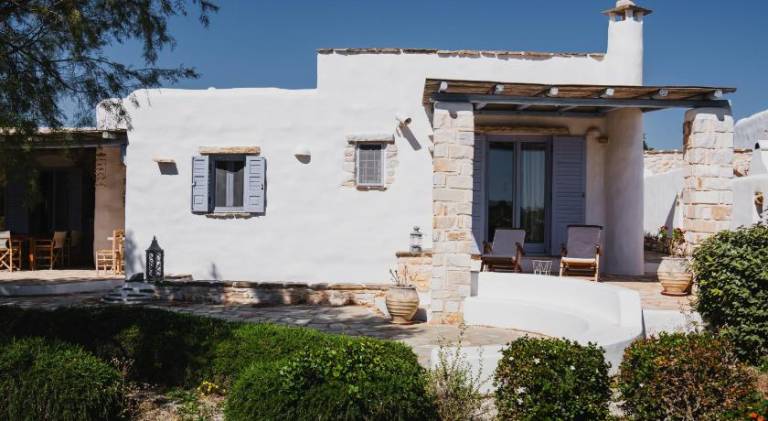 Beautiful villa with patio & yard | Next to the beach | Suitable for remote work | Dogs allowed — photo 4