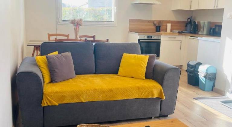 Vacation home with 2 rooms for 4 persons in Calais