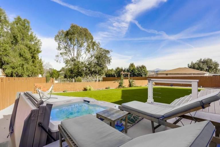 House Mission Valley