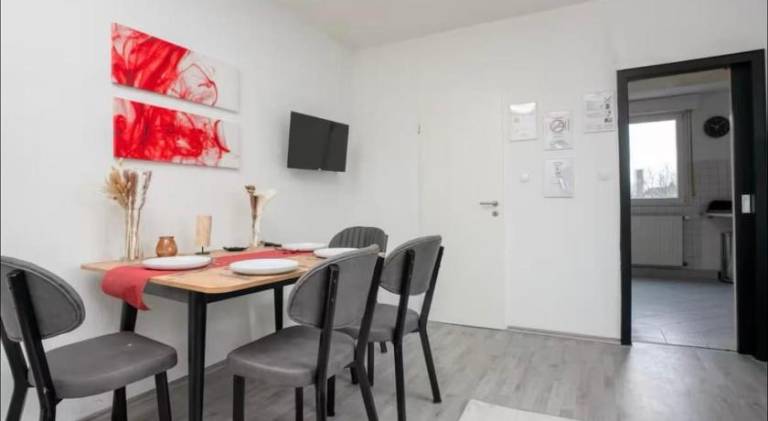 Apartment | Pet-friendly — photo 2