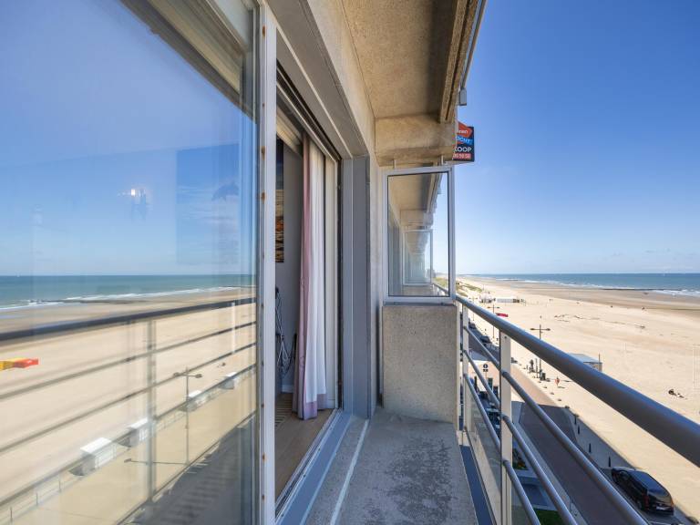 Beautiful rental apartment with pool & patio | Sea view | Beach nearby | Dogs allowed — photo 2