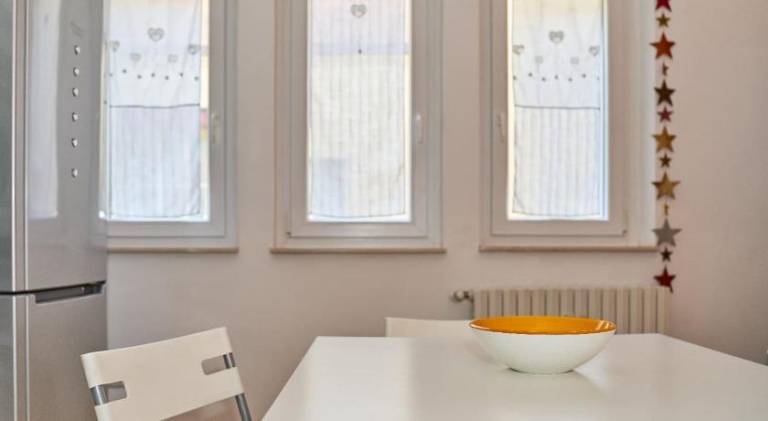 Nice rental apartment | Near Two Towers | Dogs allowed — photo 5