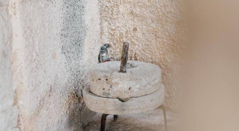 ΙΩ παραδοσιακη κατοικια στα Συβοτα — photo 4