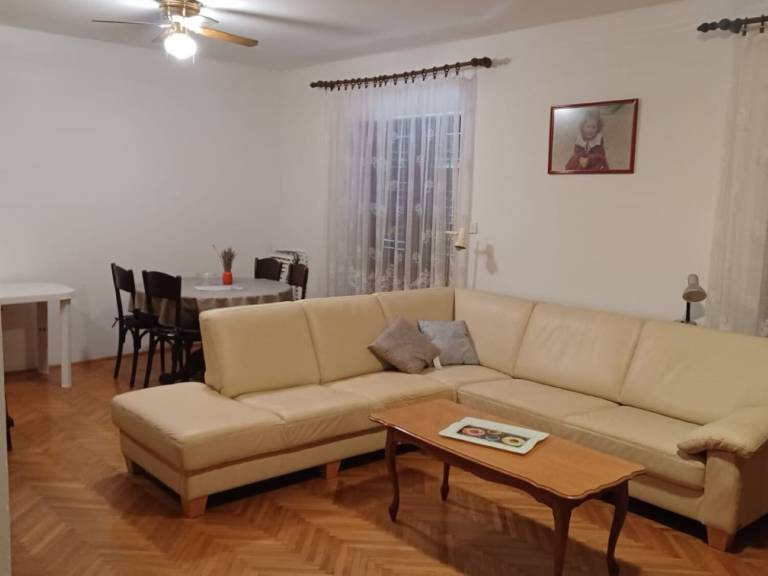 Ferienwohnung  Tisno
